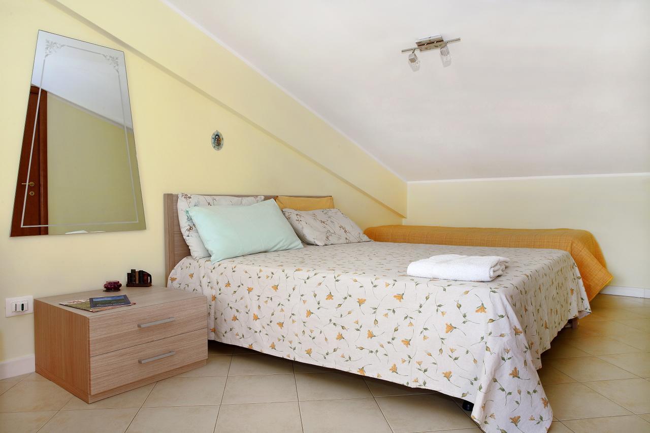 Adriana Casa Vacanze Mare Etna Sicilia Acireale Eksteriør billede
