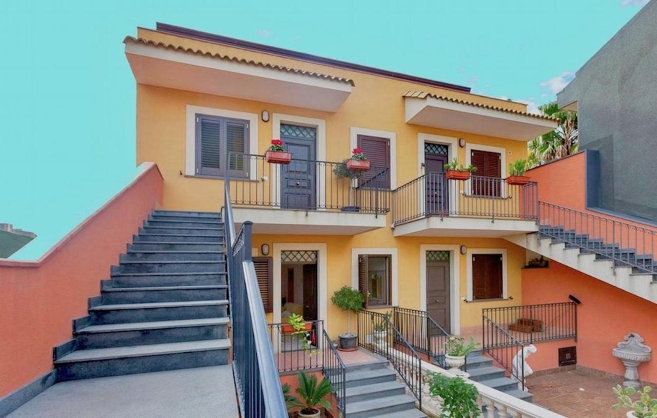 Adriana Casa Vacanze Mare Etna Sicilia Acireale Eksteriør billede